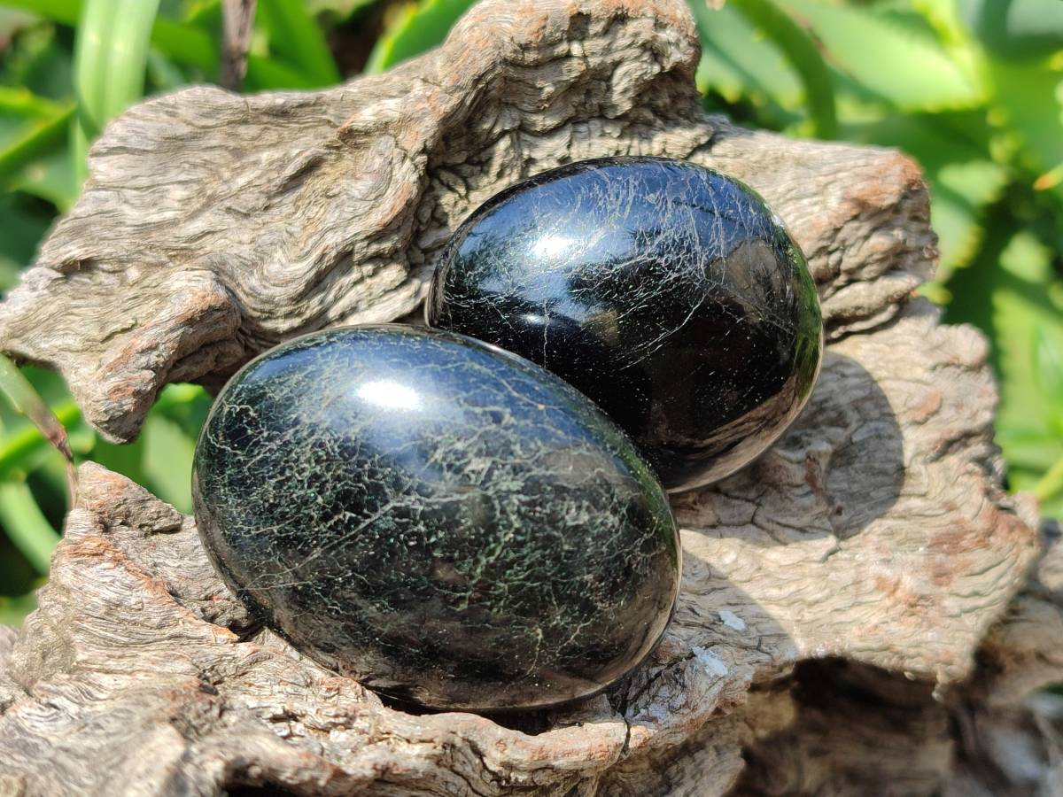 Polished Black Tourmaline Galets x 20 From Madagascar - Toprock Gemstones and Minerals 