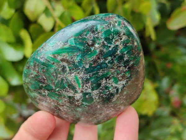 Polished Emerald Mica 'Mutokolite' Standing Free Forms x 5 From Mutoko, Zimbabwe