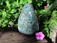 Polished Emerald Mica 'Mutokolite' Standing Free Form x 1 From Mutoko, Zimbabwe