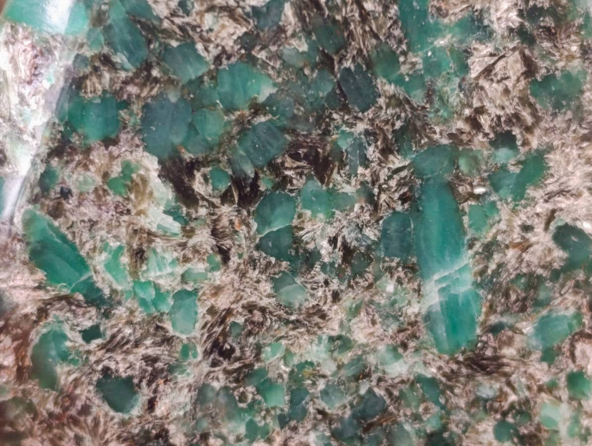 Polished Emerald Mica 'Mutokolite' Standing Free Forms x 4 From Mutoko, Zimbabwe - Toprock Gemstones and Minerals 