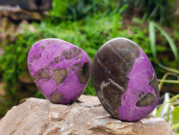 Polished Stichtite Palm Stones x 6 From Barberton, South Africa