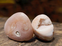 Polished Flower Agate Free Forms x 70 From Antsahalova, Madagascar