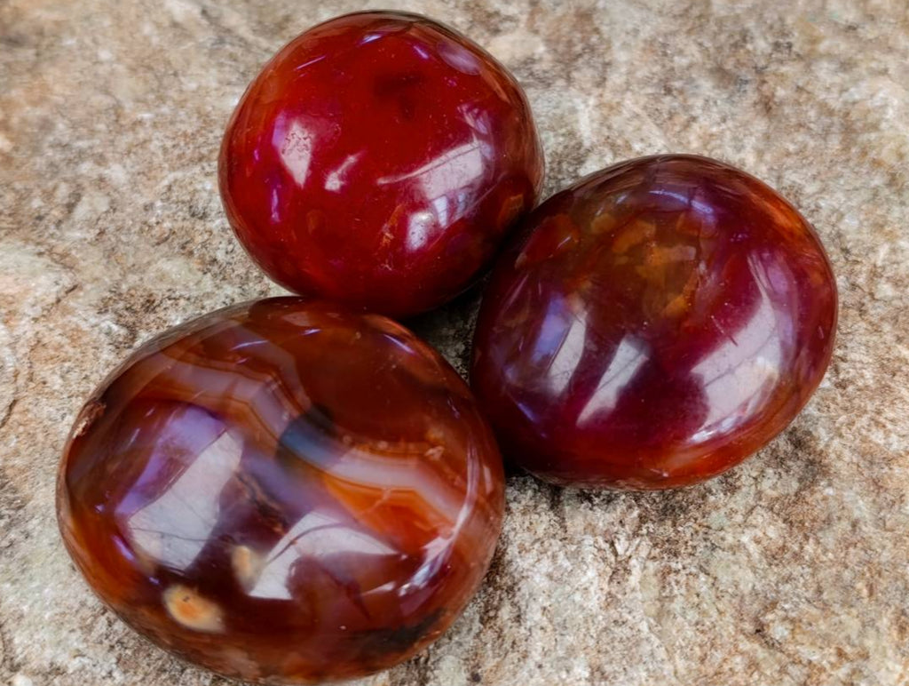 Polished Carnelian Agate Gemstone Galets x 24 From Madagascar
