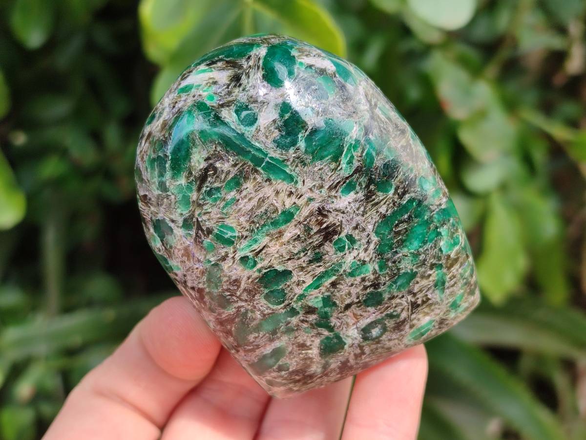 Polished Emerald Mica 'Mutokolite' Standing Free Forms x 4 From Mutoko, Zimbabwe