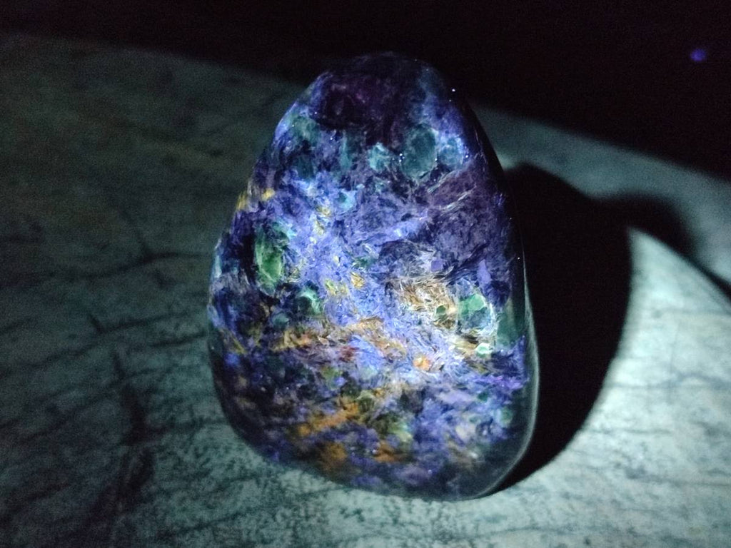 Polished Emerald Mica 'Mutokolite' Standing Free Forms x 5 From Mutoko, Zimbabwe