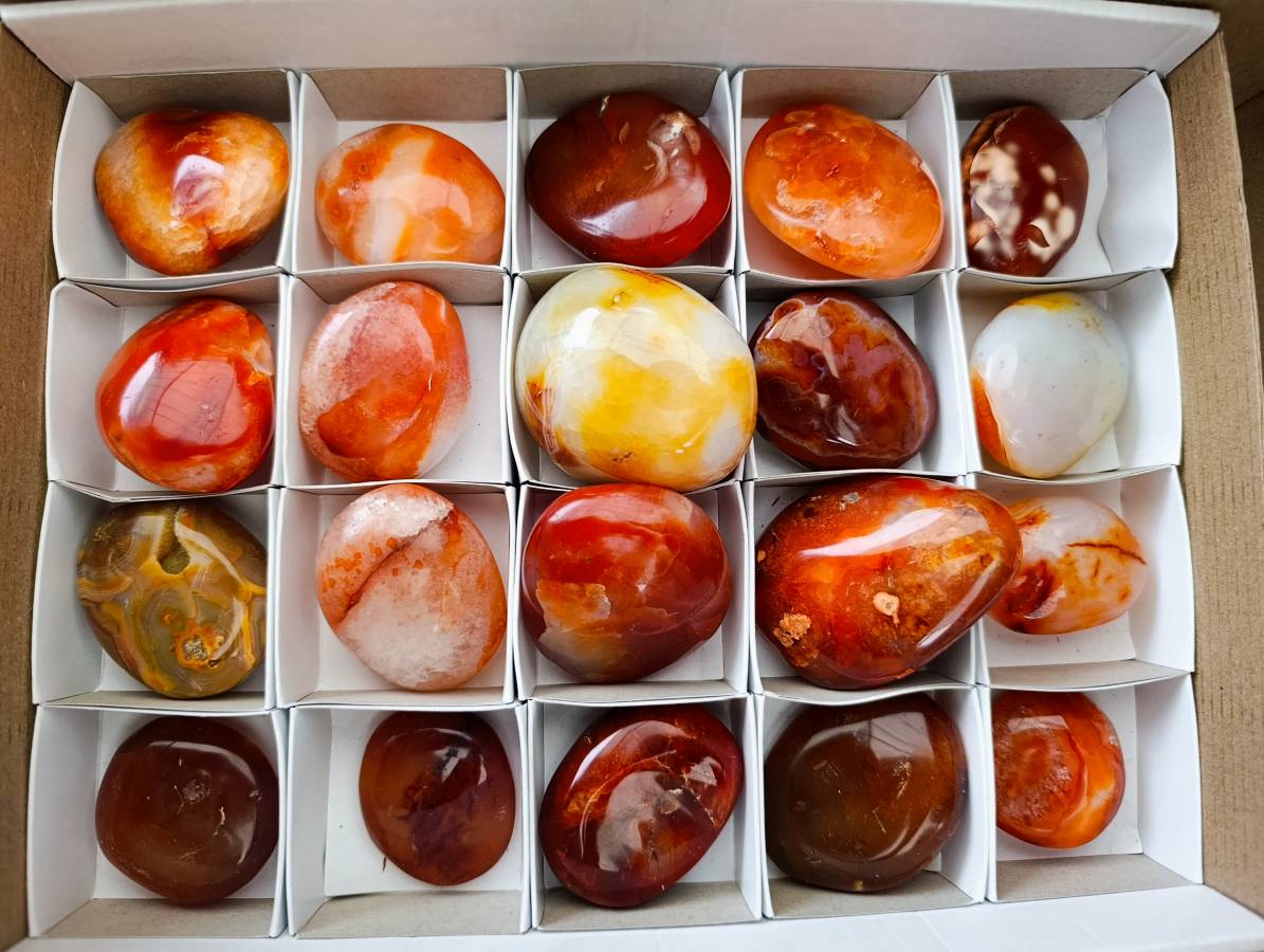 Polished Carnelian Agate Gemstone Galets x 20 From Madagascar