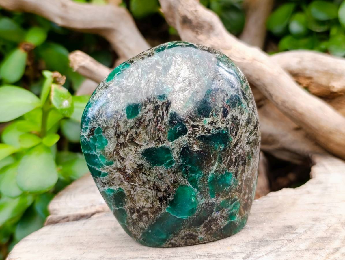 Polished Emerald Mica 'Mutokolite' Standing Free Forms x 4 From Mutoko, Zimbabwe