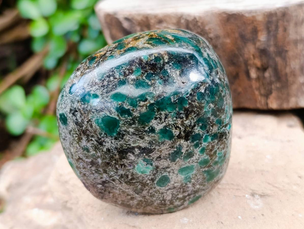 Polished Emerald Mica 'Mutokolite' Standing Free Forms x 4 From Mutoko, Zimbabwe