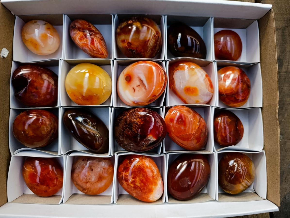 Polished Carnelian Agate Gemstone Galets x 20 From Madagascar