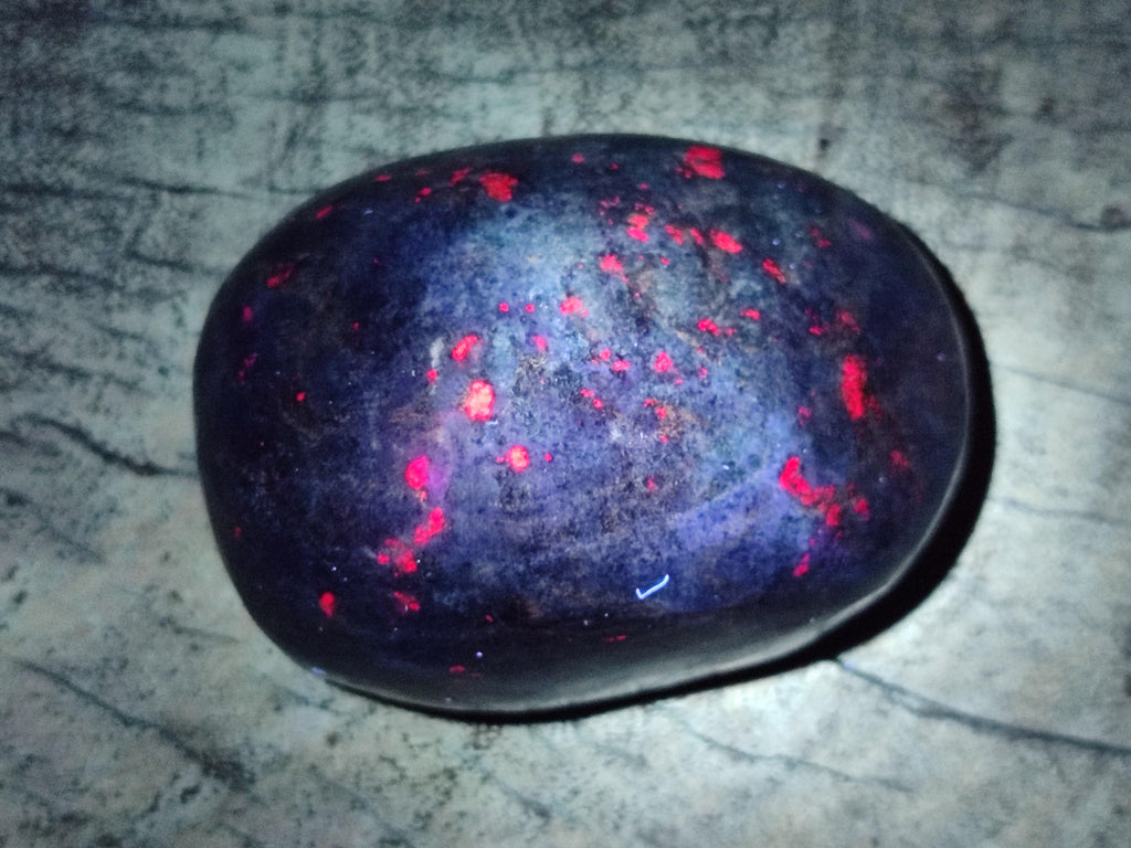 Polished Verdite Palm Stones x 12 From Zimbabwe