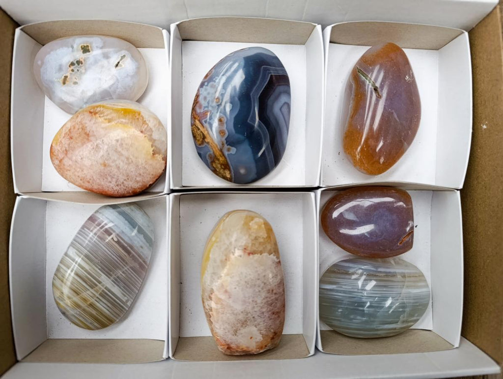 Polished Red Shashe River Agate Standing And Free Forms x 8 From Shashe River, Zimbabwe