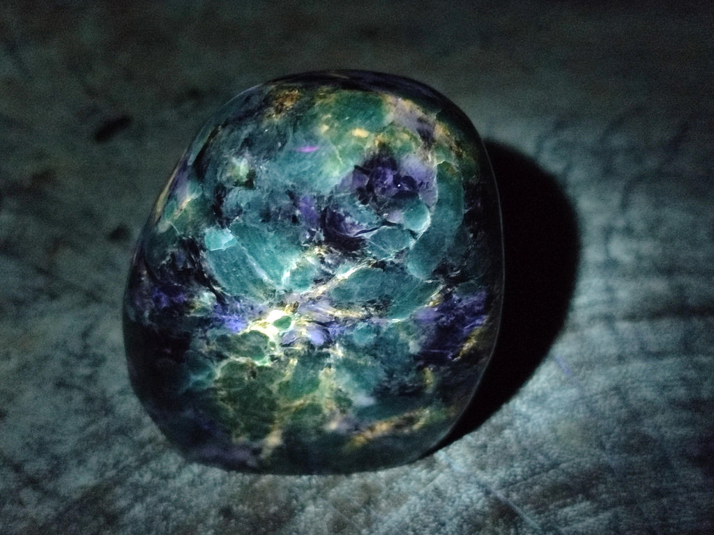 Polished Emerald Mica 'Mutokolite' Standing Free Forms x 4 From Mutoko, Zimbabwe