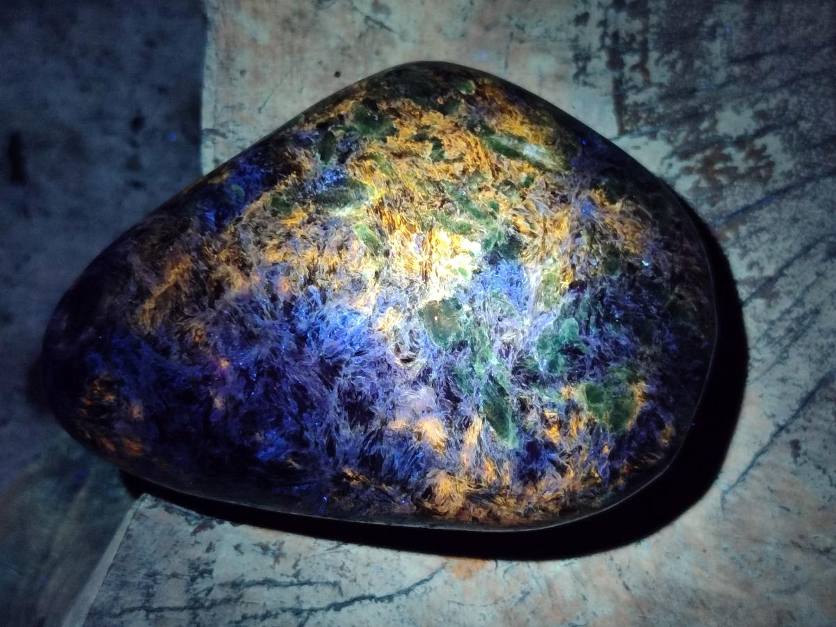 Polished Emerald Mica 'Mutokolite' Free Forms x 6 From Mutoko, Zimbabwe