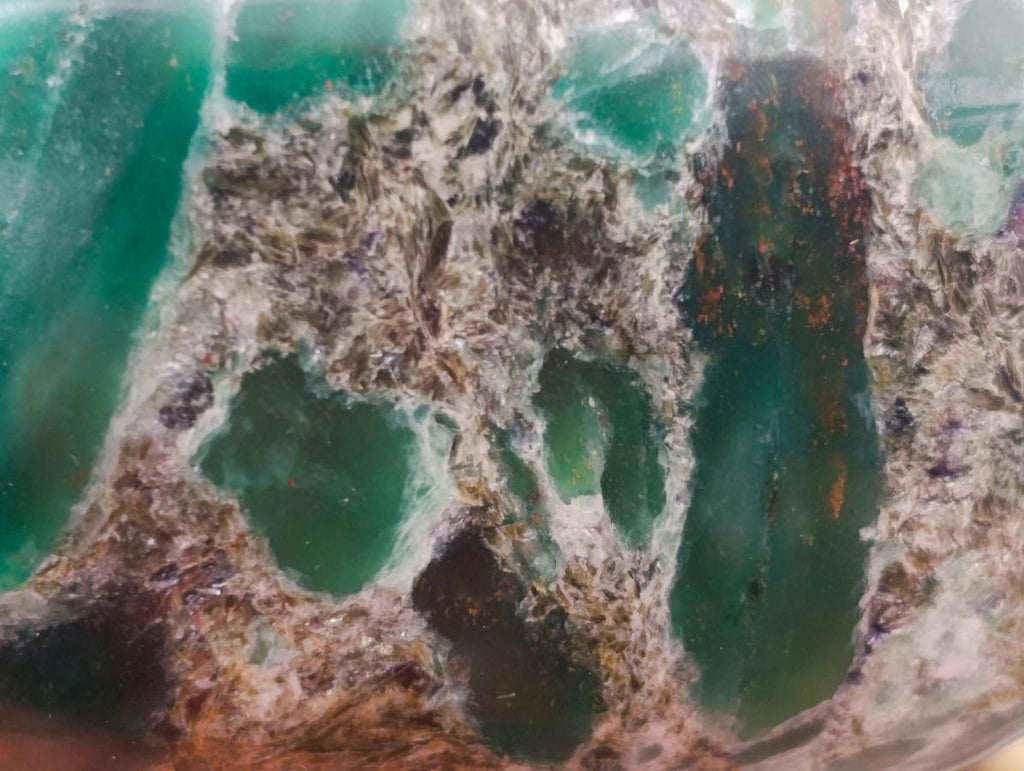 Polished Mutokolite Emerald Muscovite Mica Standing Free Forms x 4 From Mutorashanga, Zimbabwe