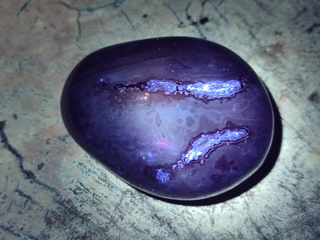 Polished Red Shashe River Agate Free Forms x 12 From Zimbabwe