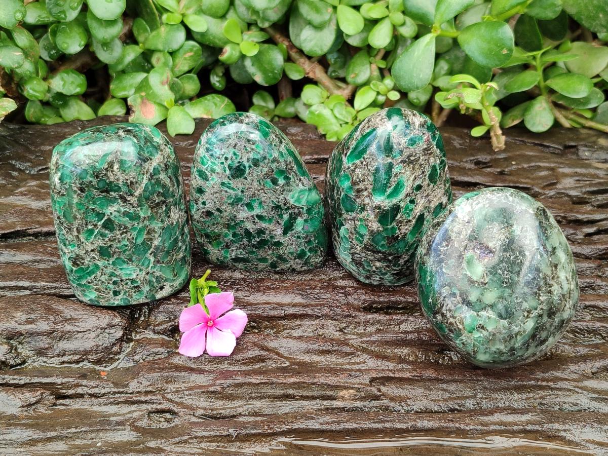 Polished Emerald Mica 'Mutokolite' Standing Free Forms x 4 From Mutoko, Zimbabwe