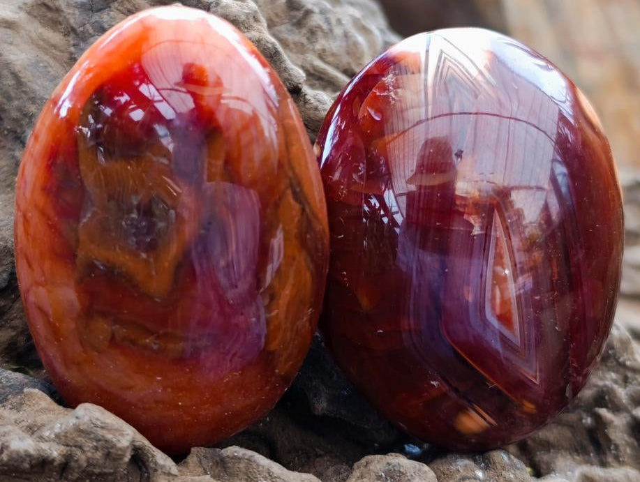Polished Carnelian Agate Gemstone Galets x 12 From Madagascar
