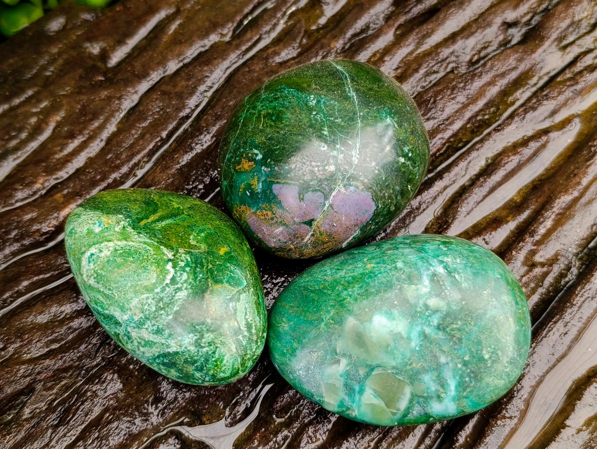 Polished Verdite Palm Stones x 12 From Zimbabwe