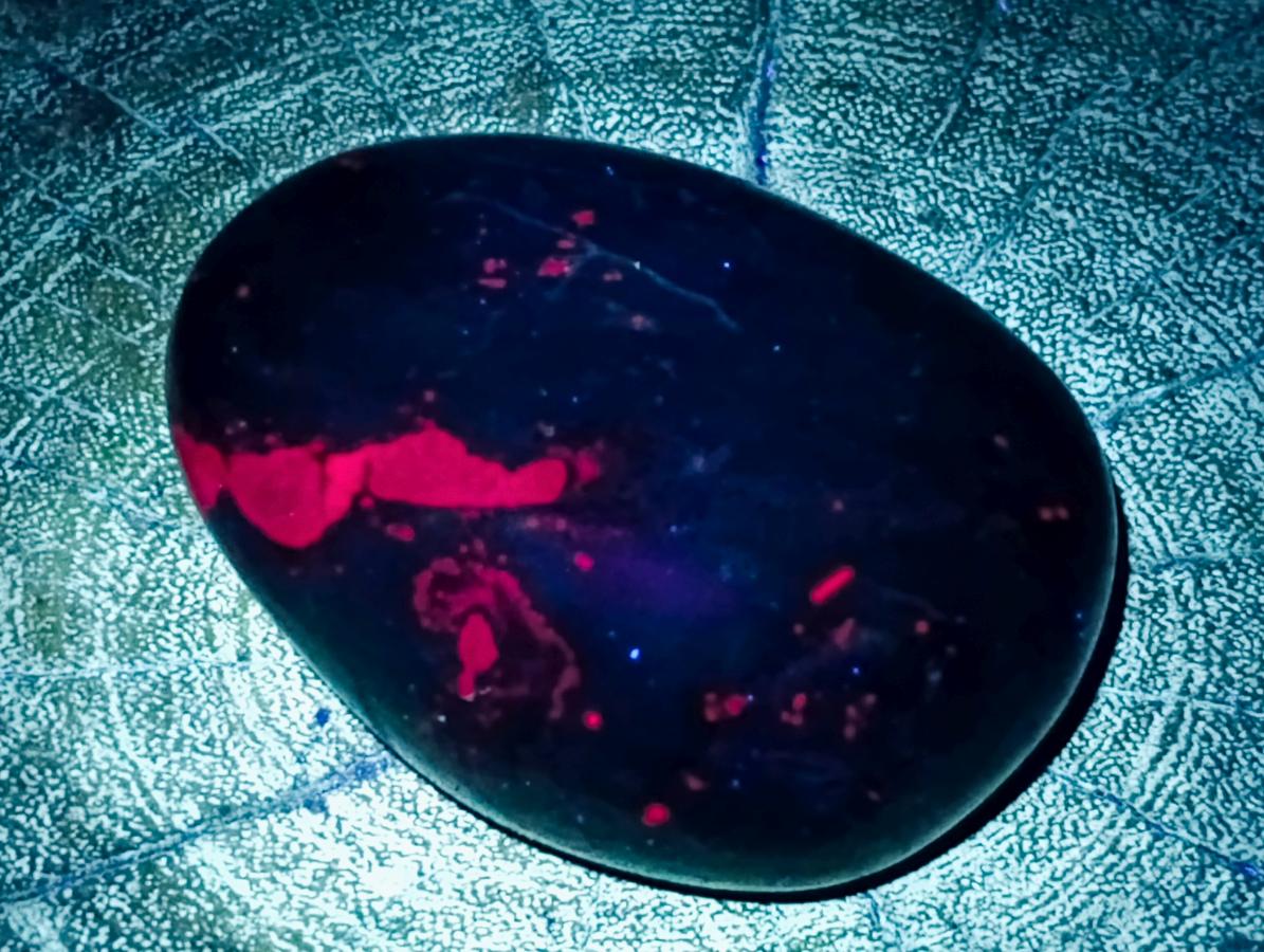 Polished Verdite Palm Stones x 12 From Zimbabwe