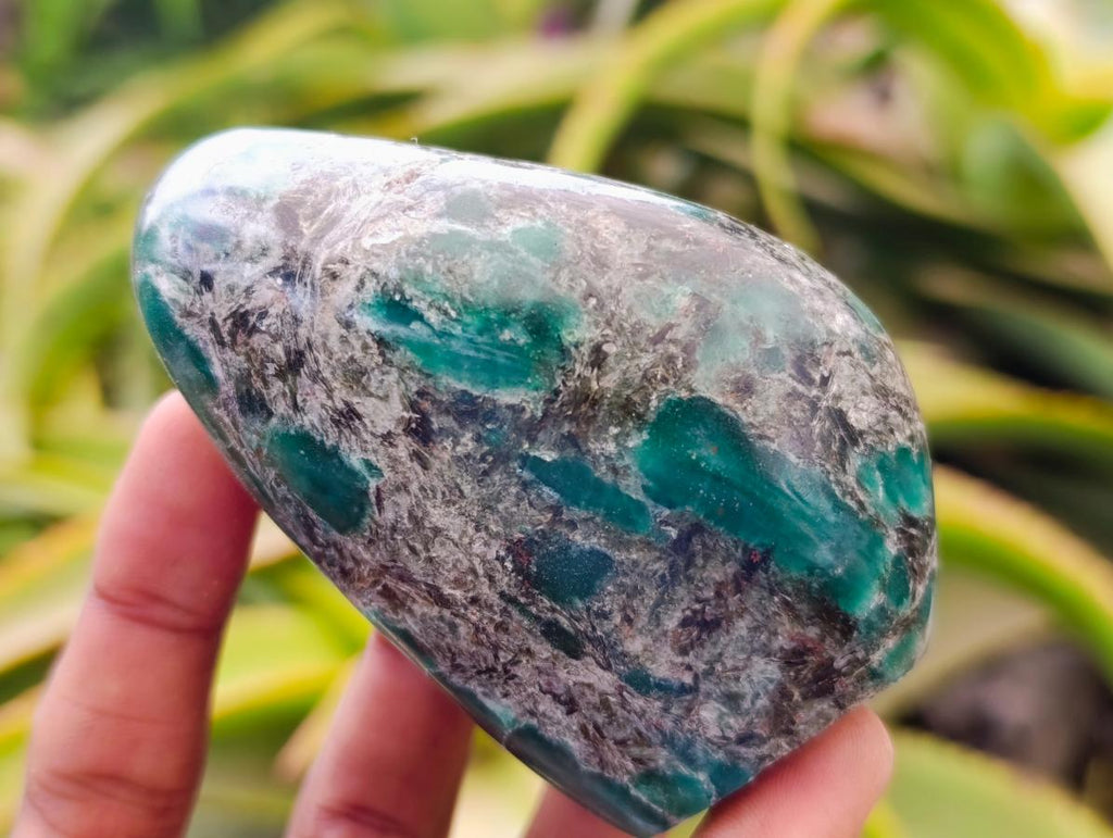 Polished Emerald Mica 'Mutokolite' Standing Free Forms x 4 From Mutoko, Zimbabwe