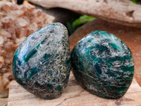 Polished Emerald Mica 'Mutokolite' Standing Free Forms x 4 From Mutoko, Zimbabwe