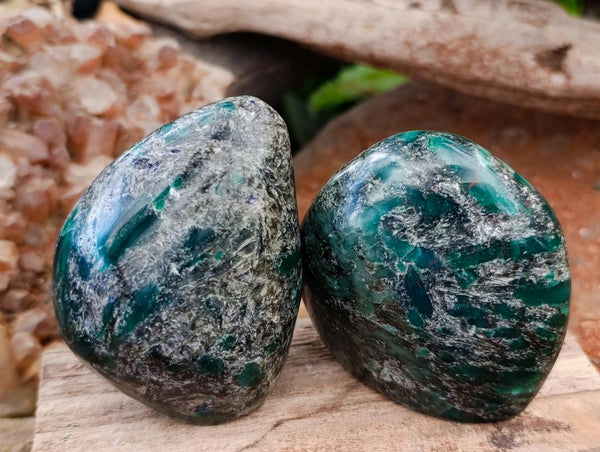 Polished Emerald Mica 'Mutokolite' Standing Free Forms x 4 From Mutoko, Zimbabwe