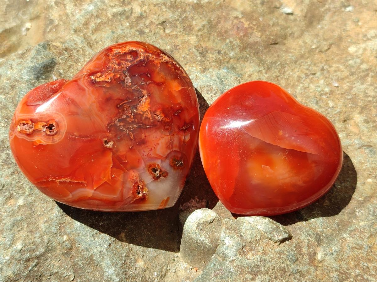 Polished Carnelian Agate Gemstone Hearts x 12 From Madagascar