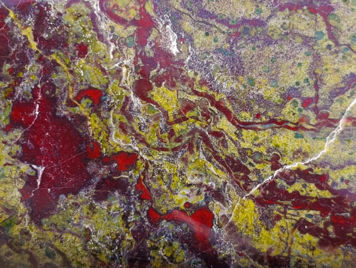 Polished Large Bastite Dragonsblood Stone Standing Free Form x 1 From Tshipise, South Africa