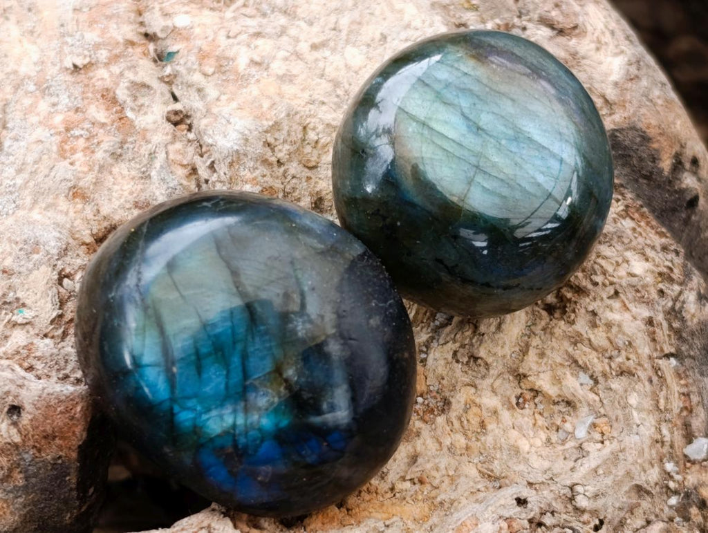 Polished Rounded Labradorite Free Forms x 70 From Madagascar