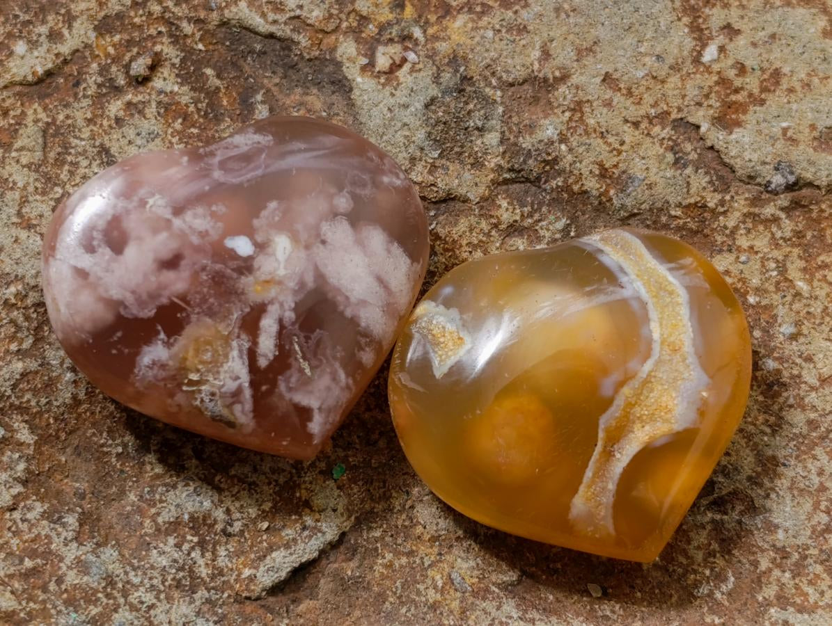 Polished Flower Agate Jewellery Hearts x 28 From Antsahalova, Madagascar