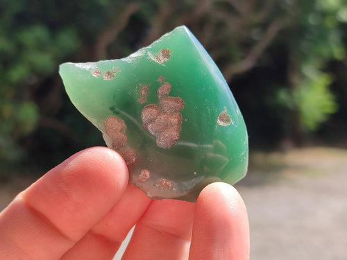 Polished On One Side Mtorolite Chrysoprase Plates x 35 From Mutorashanga, Zimbabwe