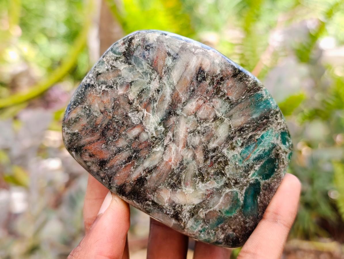 Polished Emerald Mica 'Mutokolite' Standing Free Forms x 4 From Mutoko, Zimbabwe