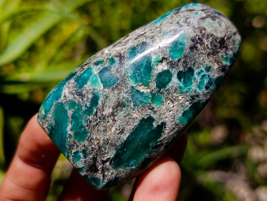 Polished Emerald Mica 'Mutokolite' Standing Free Forms x 12 From Mutoko, Zimbabwe - Toprock Gemstones and Minerals 