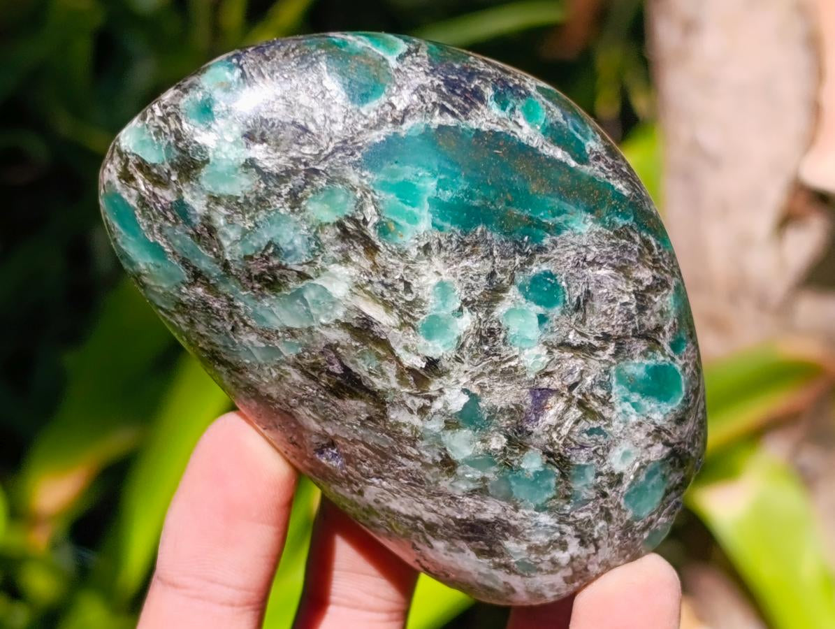 Polished Emerald Mica 'Mutokolite' Standing Free Forms x 4 From Mutoko, Zimbabwe