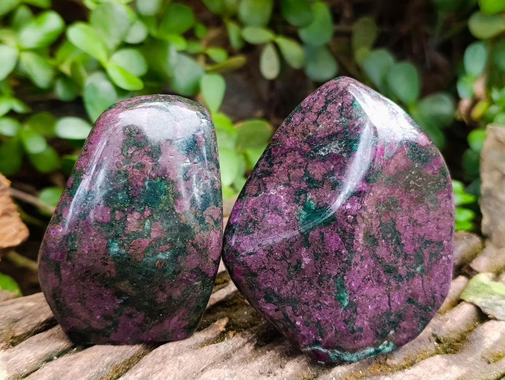 Polished Ruby Corundum In Chrome Verdite Standing Free Forms x 4 From Mutoko, Zimbabwe