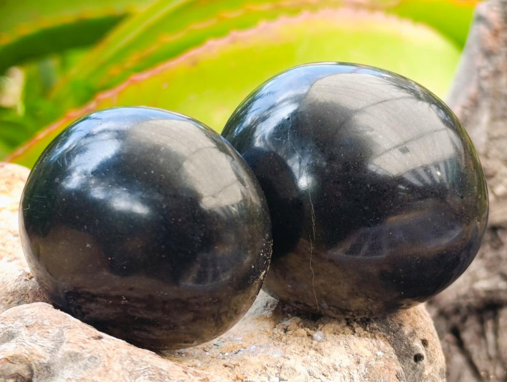Polished Black Basalt Galets x 26 From Madagascar - Toprock Gemstones and Minerals 