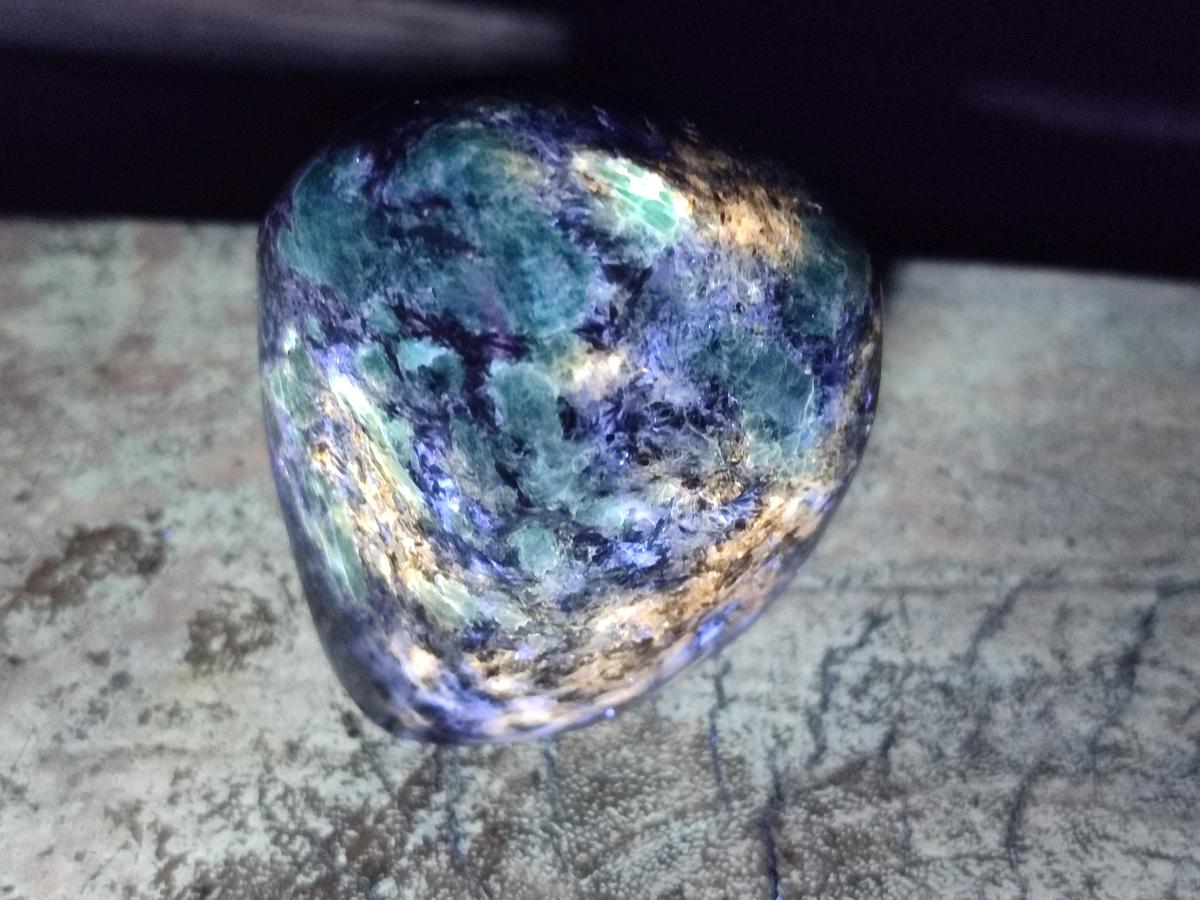 Polished Emerald Mica 'Mutokolite' Standing Display Pieces x 4 From Mutoko, Zimbabwe - Toprock Gemstones and Minerals 