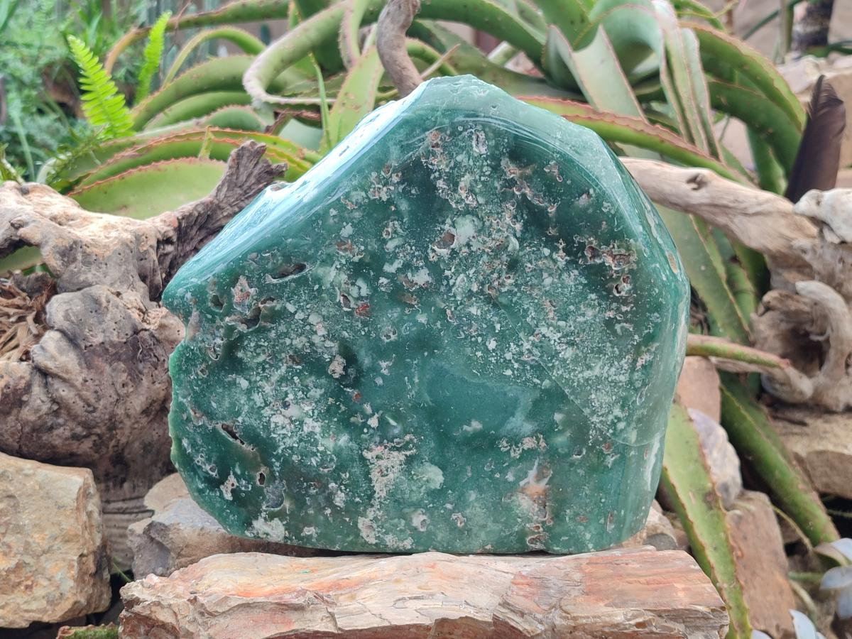 Polished On One Side XL Mtorolite Chrysoprase Standing Display Piece x 1 From Mutorashanga, Zimbabwe - Toprock Gemstones and Minerals 