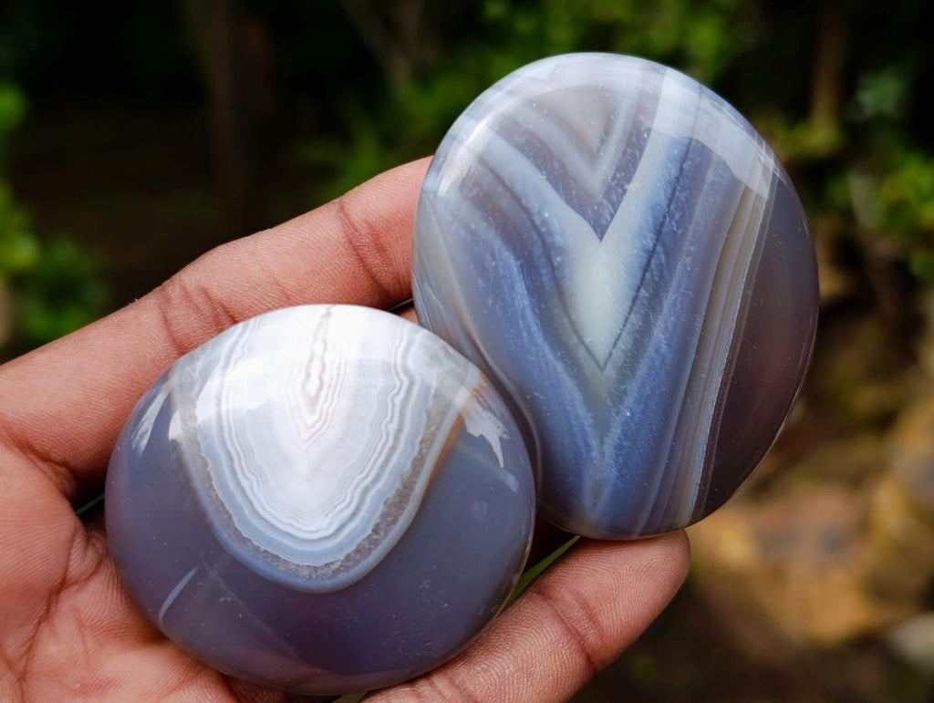 Polished Banded Agate Standing Free forms and Galets x 17 From Madagascar - Toprock Gemstones and Minerals 