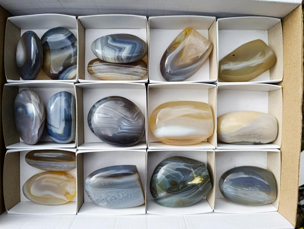 Polished Banded Agate Standing Free forms and Galets x 17 From Madagascar - Toprock Gemstones and Minerals 