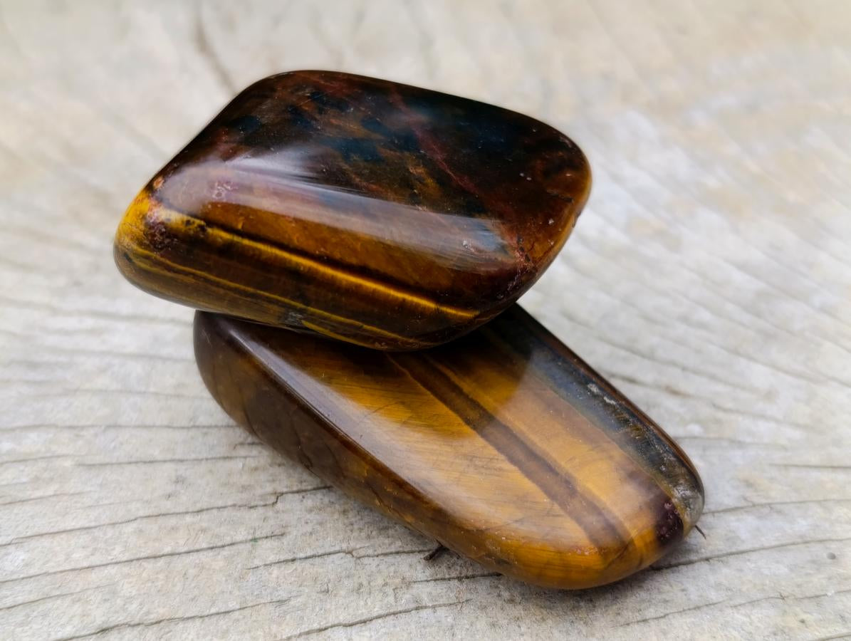 Polished Golden Tigers Eye Tumbled Slabs and Free Forms x 2,6 KG Lot From Prieska, South Africa - Toprock Gemstones and Minerals 