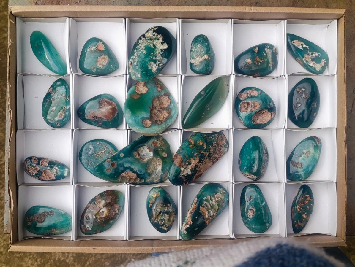 Polished Mtorolite Free Forms x 24 From Mutorashanga, Zimbabwe - Toprock Gemstones and Minerals 