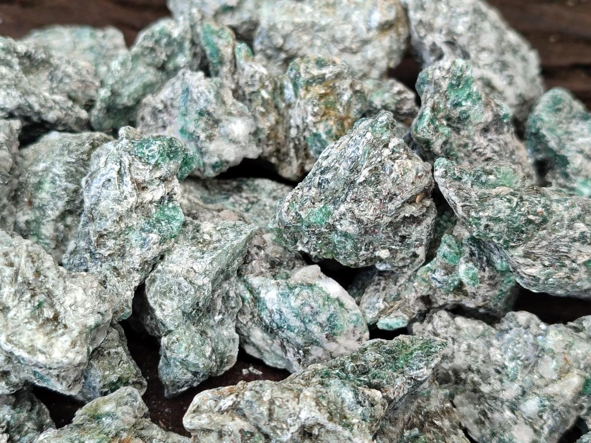 Natural Emerald Mica 'Mutokolite' Cobbed Specimens x 2,31 Kg Lot From Mutoko, Zimbabwe - Toprock Gemstones and Minerals 