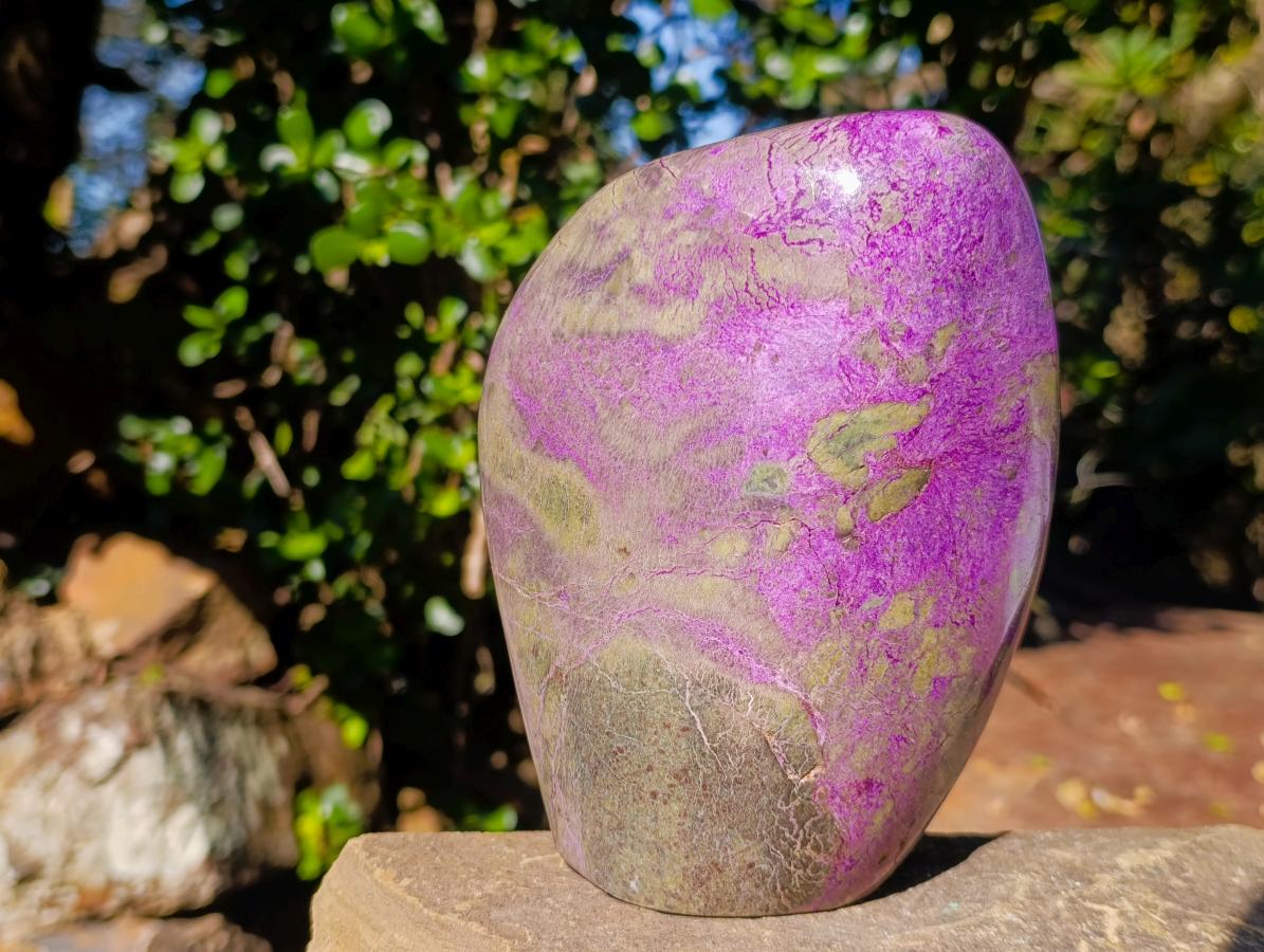 Polished Large Stichtite Standing Display Piece x 1 From Barberton, South Africa - Toprock Gemstones and Minerals 