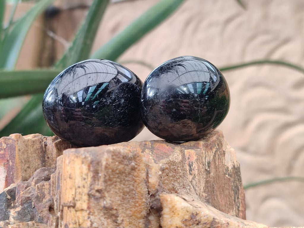 Polished Black Tourmaline Galets x 24 From Madagascar - Toprock Gemstones and Minerals 