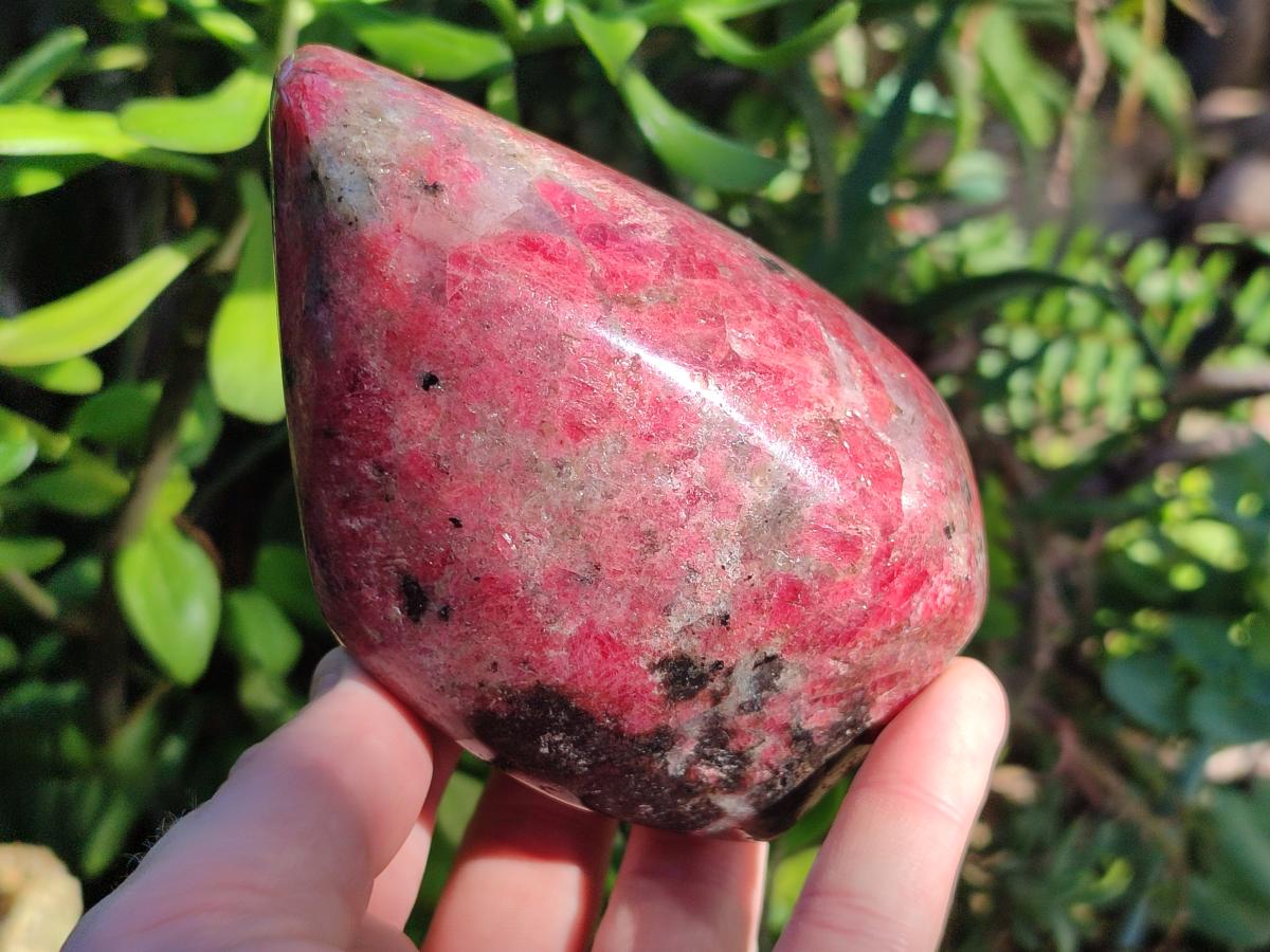 Polished Large Rhodonite Standing Display Piece x 1 From Rhusinga, Zimbabwe - Toprock Gemstones and Minerals 