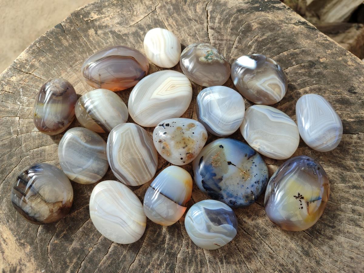 Polished Banded Agate Galets x 24 From Madagascar - Toprock Gemstones and Minerals 