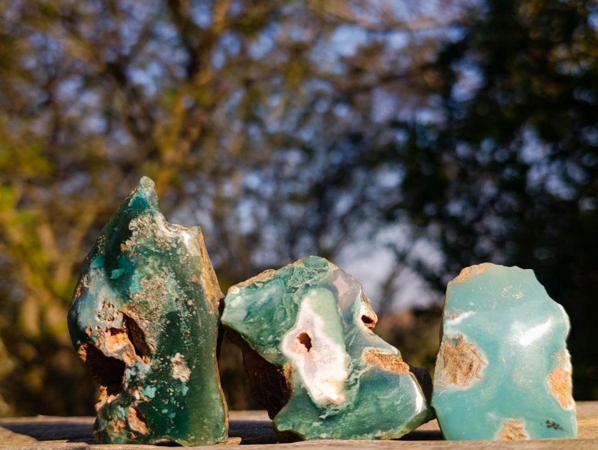 Polished On One Side Mtorolite Chrysoprase Slices x 35 From Mutorashanga, Zimbabwe - Toprock Gemstones and Minerals 