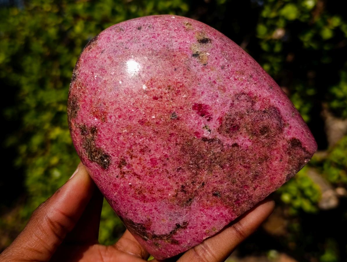Polished Large Rhodonite Standing Display Piece x 1 From Rhusinga, Zimbabwe - Toprock Gemstones and Minerals 