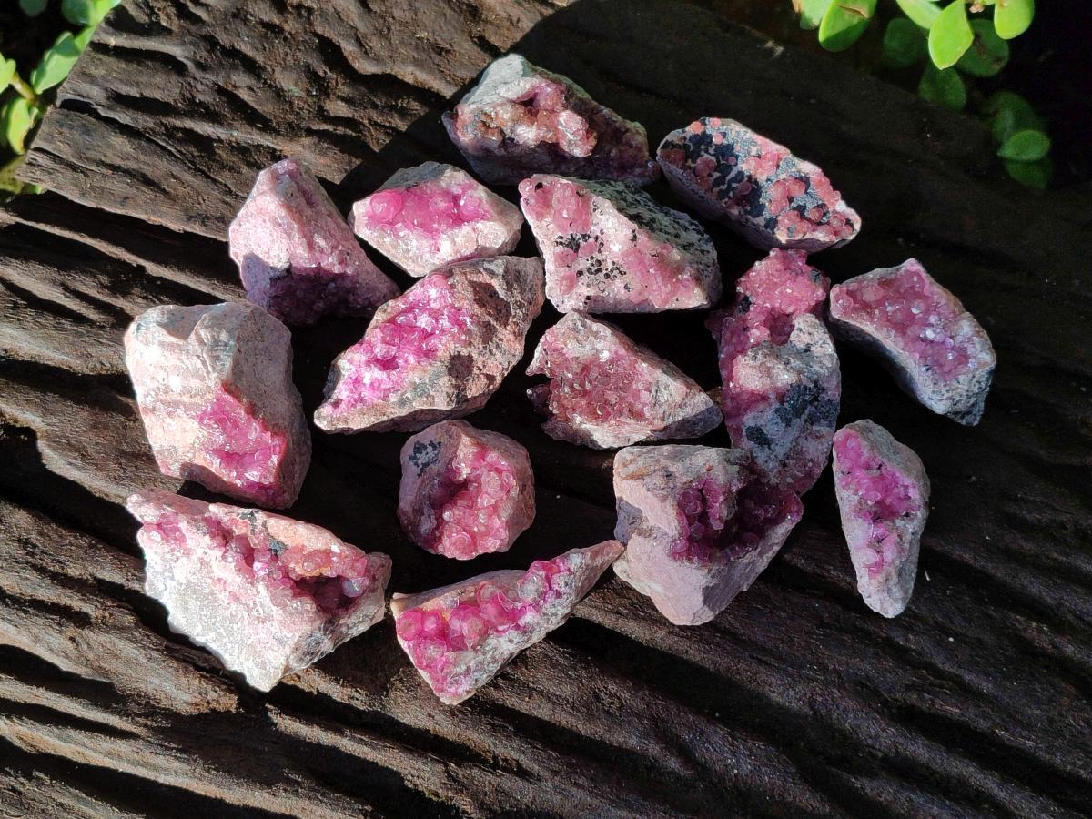 Natural Mini Spherocobaltite Specimens x 20 From Musonoi Mine, Congo - Toprock Gemstones and Minerals 